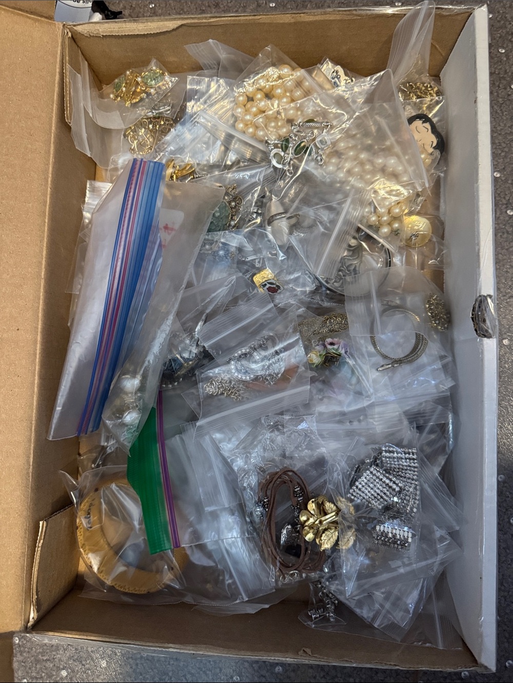 💛 Vintage Mixed Costume Jewelry Lot - Gold & Silver Tones 925